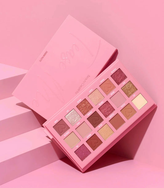 Tease me eyeshadow palette